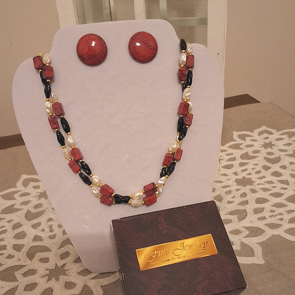 💥SALE💥SETA, NWT, Earring & Necklace Set, Mauve, Black,White,Gold - Picture 5 of 6